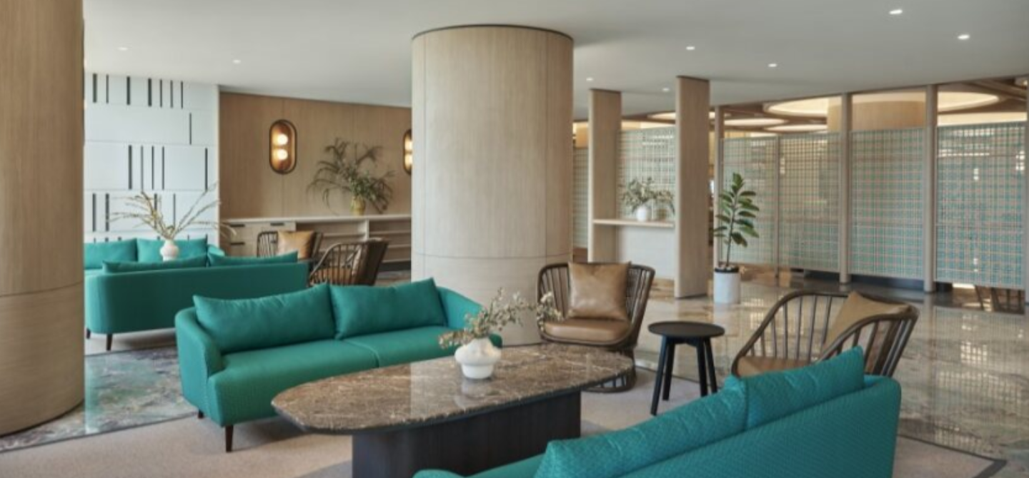 Color Trends 2024: Palettes That Will Change Your Lifestyle Banner
