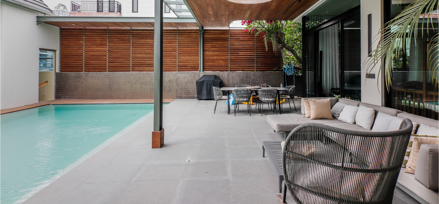 Designing the Perfect Outdoor Area for Gathering and Everyday Living Banner