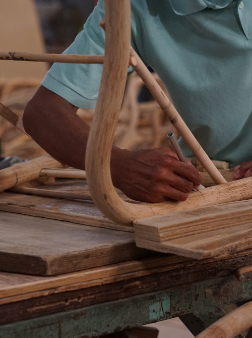 Handcrafted Creations: Celebrating the Art and Beauty of Human Touch